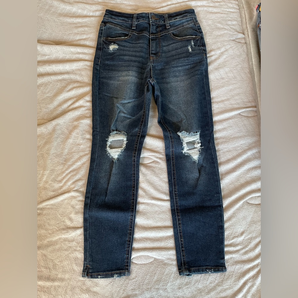 Old Navy Ripped Knee Skinny Jeans
